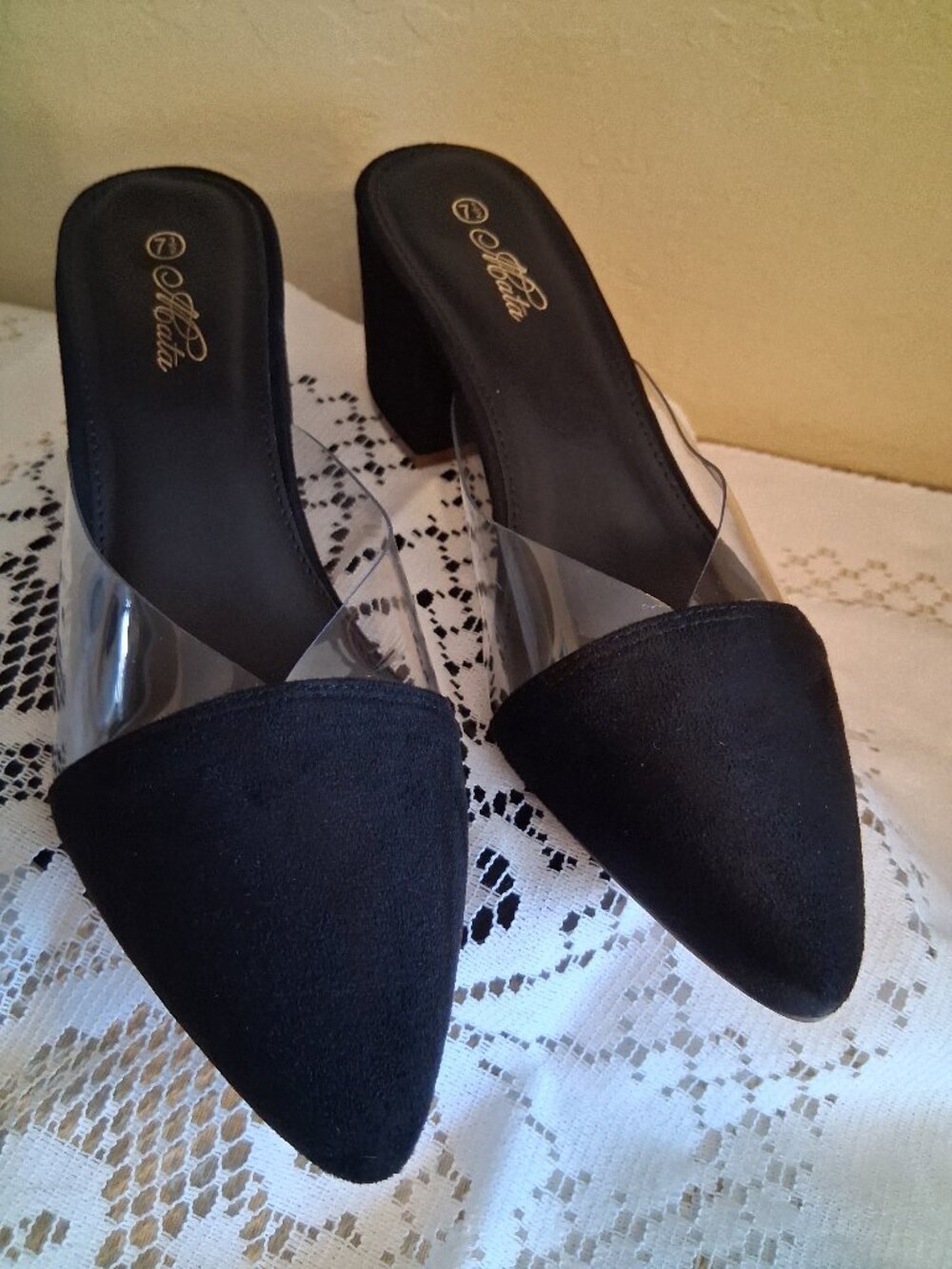 Mata Pointed toe. Block Heel mules featuring a clear PVC upper Size 7 1/2.